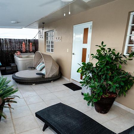 Ferienwohnung Luxury Retreat With Private Jacuzzi And Mountain Views Free Parking Ponce Exterior foto